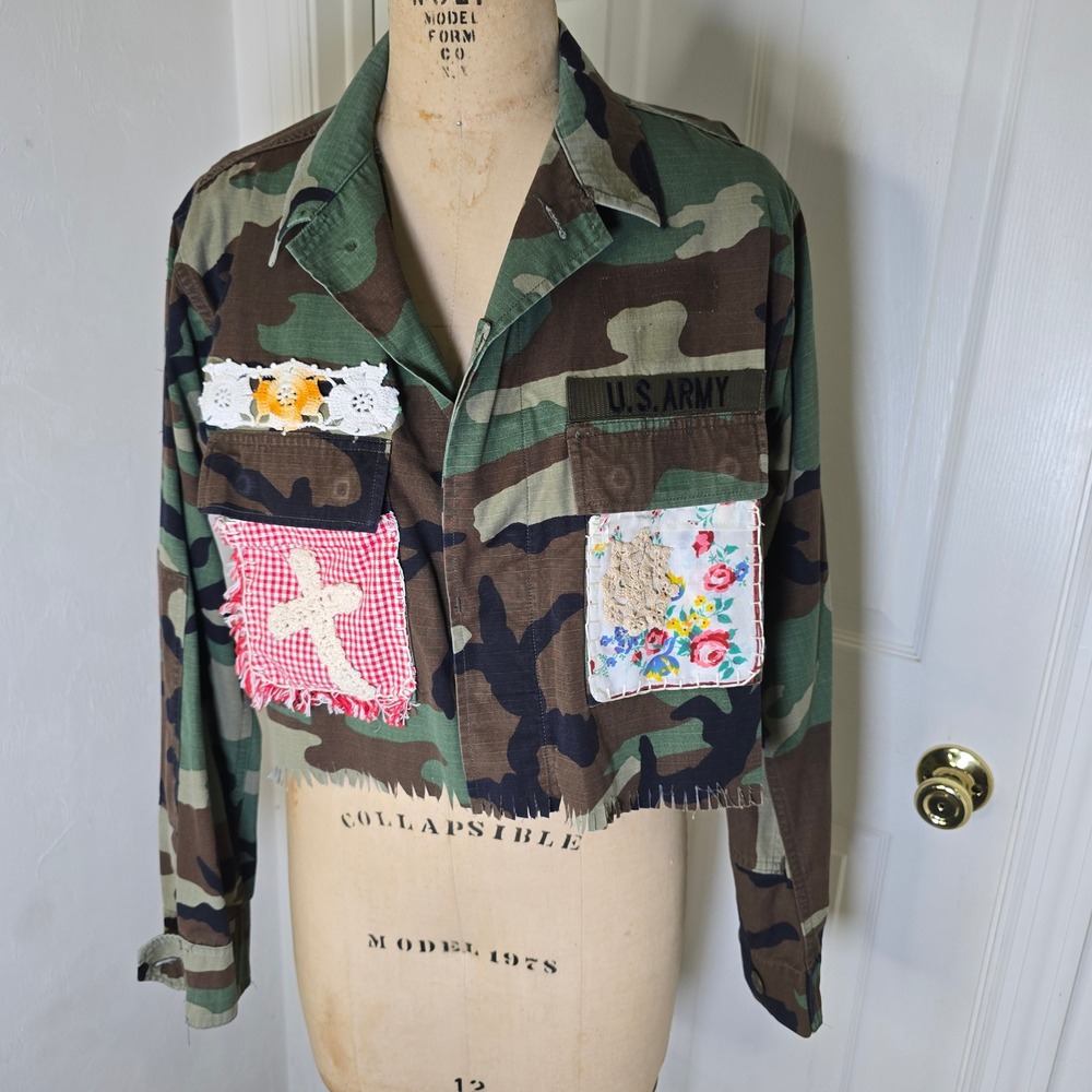 Upcycled army jacket embroidered deer, vintage linens and lace OS‎